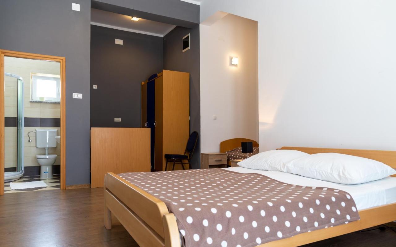 Guesthouse Palombaro Umag Exterior foto